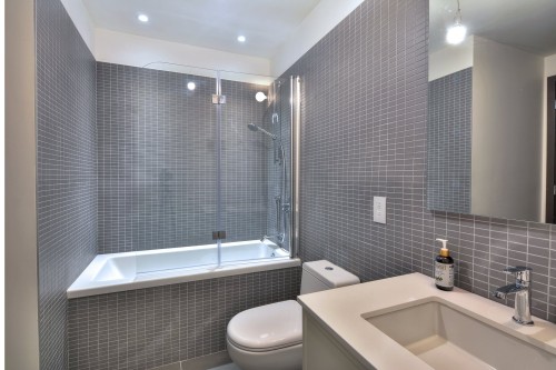 Bathroom - 1103-175 Rue De La Montagne, Montréal (Le Sud-Ouest), QC - Indoor Photo Showing Bathroom