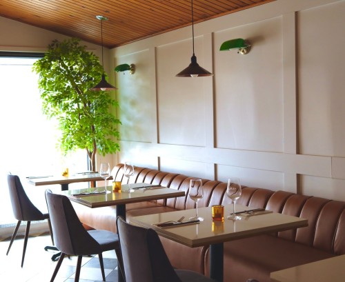 Commerce - 566 Boul. Adolphe-Chapleau, Bois-Des-Filion, QC -  Photo Showing Dining Room