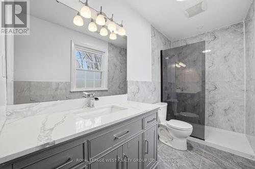 3334 Enniskillen Circle, Mississauga, ON - Indoor Photo Showing Bathroom