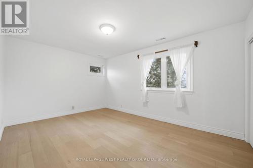 3334 Enniskillen Circle, Mississauga, ON - Indoor Photo Showing Other Room