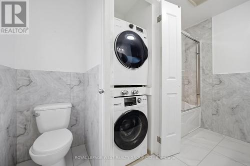 3334 Enniskillen Circle, Mississauga, ON - Indoor Photo Showing Laundry Room