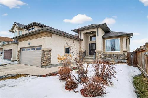 41 POINT WEST WAY  Winnipeg, MB R3Y 0L5