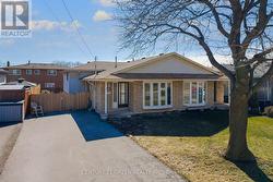 729 WEST 5TH STREET  Hamilton, ON L9C 3R3