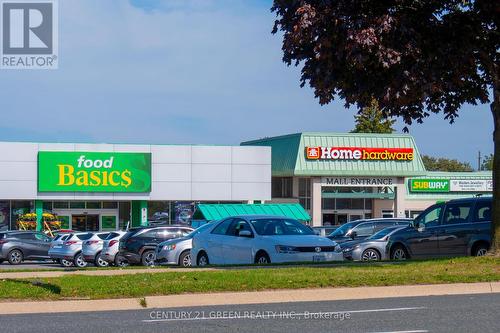 729 West 5Th Street, Hamilton, ON - Outdoor