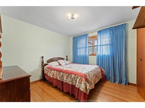 1464 Roxborough, Windsor, ON 