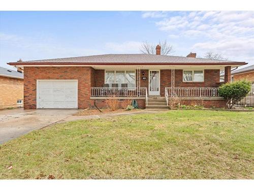 1464 Roxborough, Windsor, ON 