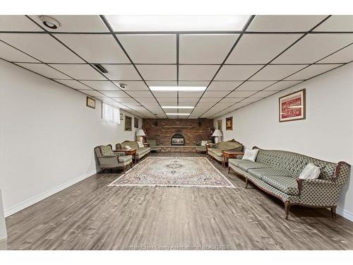 1464 Roxborough, Windsor, ON 