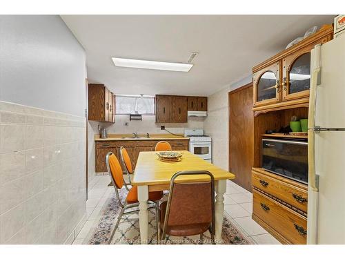 1464 Roxborough, Windsor, ON 