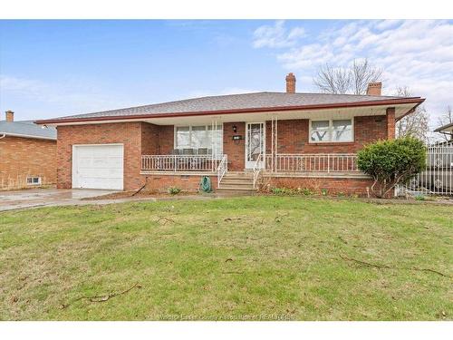 1464 Roxborough, Windsor, ON 