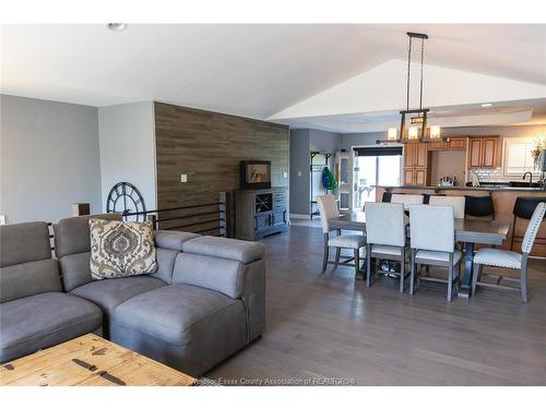 8510 Baseline Road, Windsor, ON 