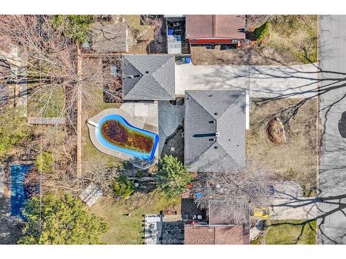 2692 Everts, Windsor, ON 