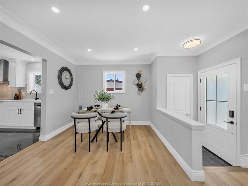 2692 Everts, Windsor, ON 