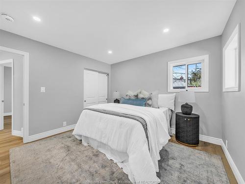 2692 Everts, Windsor, ON 