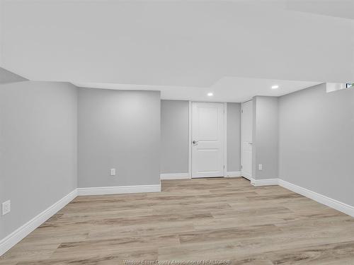 2692 Everts, Windsor, ON 