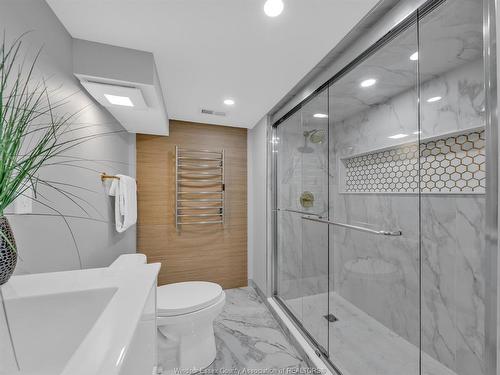 2692 Everts, Windsor, ON 