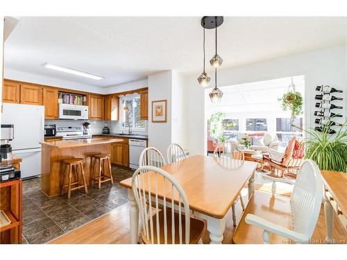 19 Mooers Dr, Fredericton, NB 