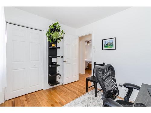 19 Mooers Dr, Fredericton, NB 