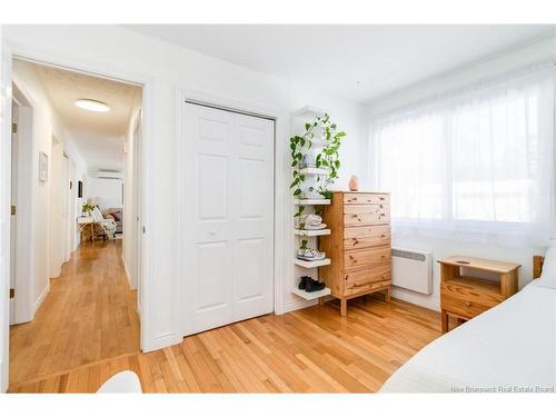 19 Mooers Dr, Fredericton, NB 