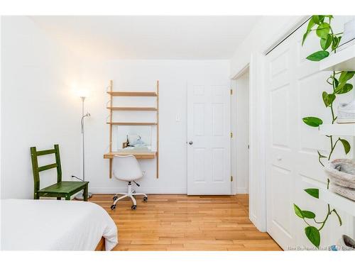 19 Mooers Dr, Fredericton, NB 