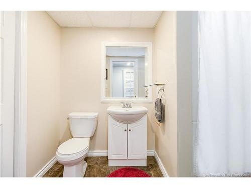 19 Mooers Dr, Fredericton, NB 