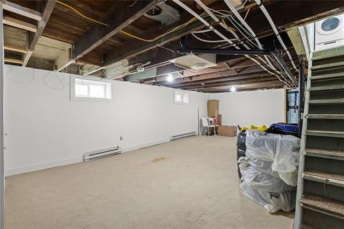 258 Cathedral Ave, Winnipeg, MB 