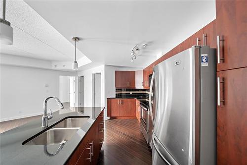 210-340 Waterfront Dr, Winnipeg, MB 