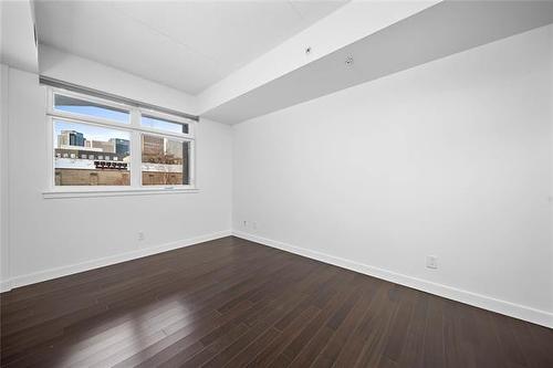 210-340 Waterfront Dr, Winnipeg, MB 