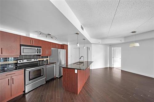 210-340 Waterfront Dr, Winnipeg, MB 