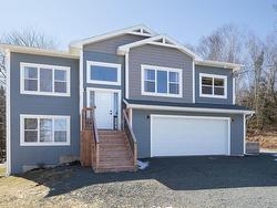 86 Jorphie Drive Lewis Lake, NS B0N 1Z0