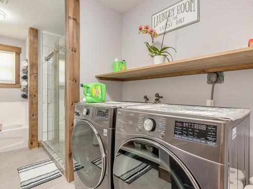 252 Eves Road, New Albany, NS 
