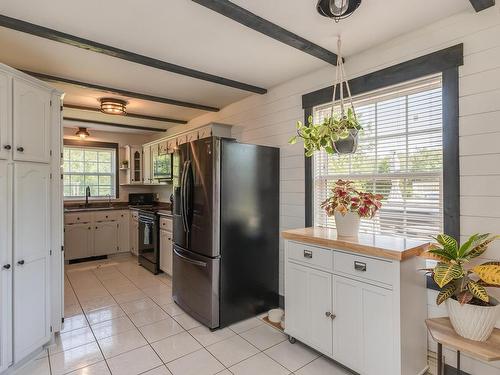 252 Eves Road, New Albany, NS 