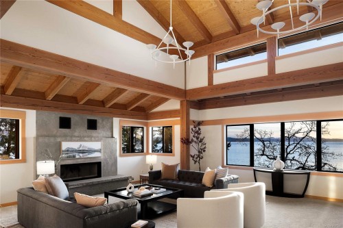 250 Holmes Rd, Salt Spring, BC 