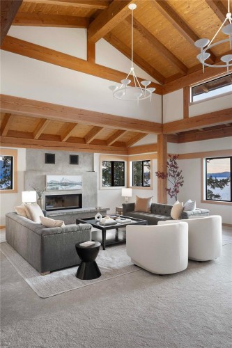 250 Holmes Rd, Salt Spring, BC 