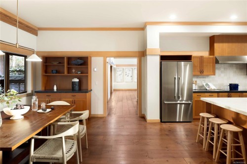 250 Holmes Rd, Salt Spring, BC 