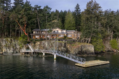 250 Holmes Rd, Salt Spring, BC 