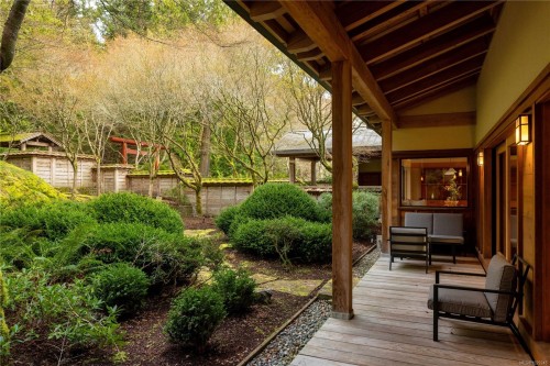 250 Holmes Rd, Salt Spring, BC 