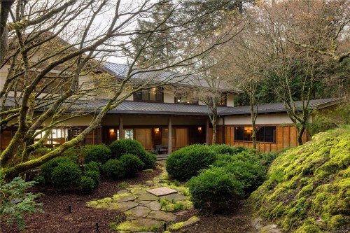 250 Holmes Rd, Salt Spring, BC 