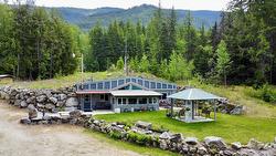 7705 Omen Road  Fauquier, BC V0G 1K0