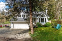 2087 Indian Cres Duncan, BC V9L 5L9