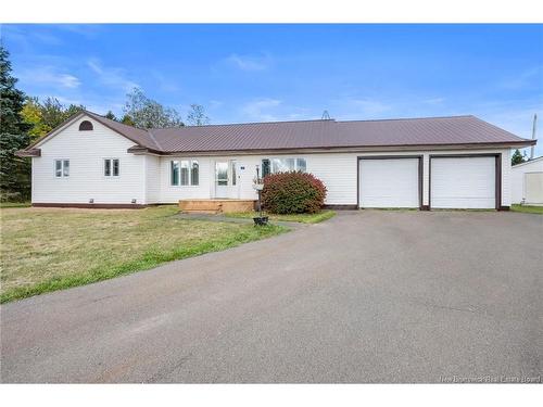 3 Chatellerault Ave, Saint-Antoine, NB 