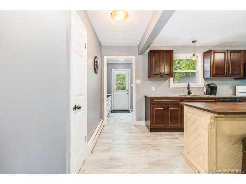 28 Christopher Dr, Burton, NB 