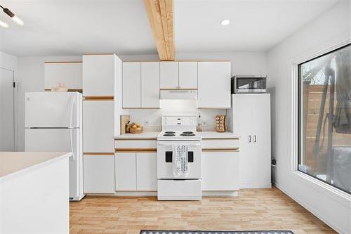 26 Smithfield Ave, Winnipeg, MB 