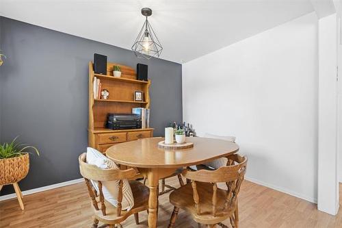 26 Smithfield Ave, Winnipeg, MB 