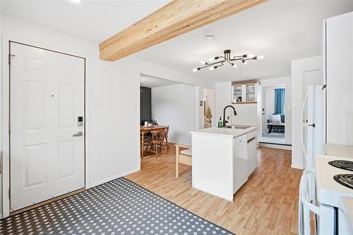 26 Smithfield Ave, Winnipeg, MB 