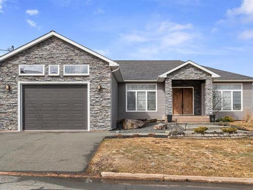 15 Rowan Avenue  New Glasgow, NS B2H 0A3