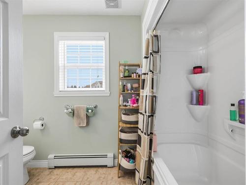 397 Hemlock Drive, Upper Tantallon, NS - Indoor Photo Showing Bathroom