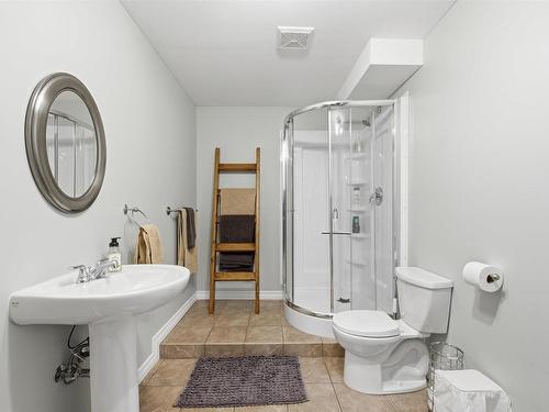 397 Hemlock Drive, Upper Tantallon, NS - Indoor Photo Showing Bathroom