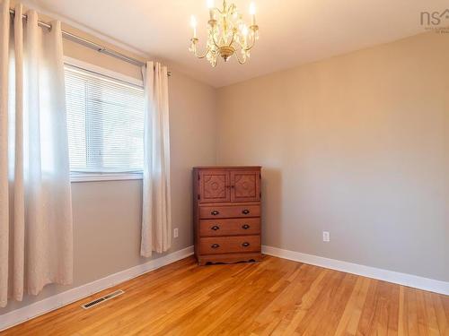 1 Juniper Crescent, Leiblin Park, NS 