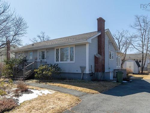 1 Juniper Crescent, Leiblin Park, NS 