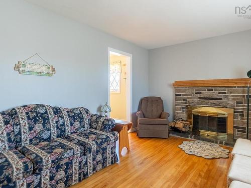 1 Juniper Crescent, Leiblin Park, NS 